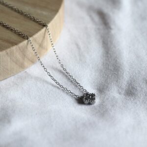 Collier As